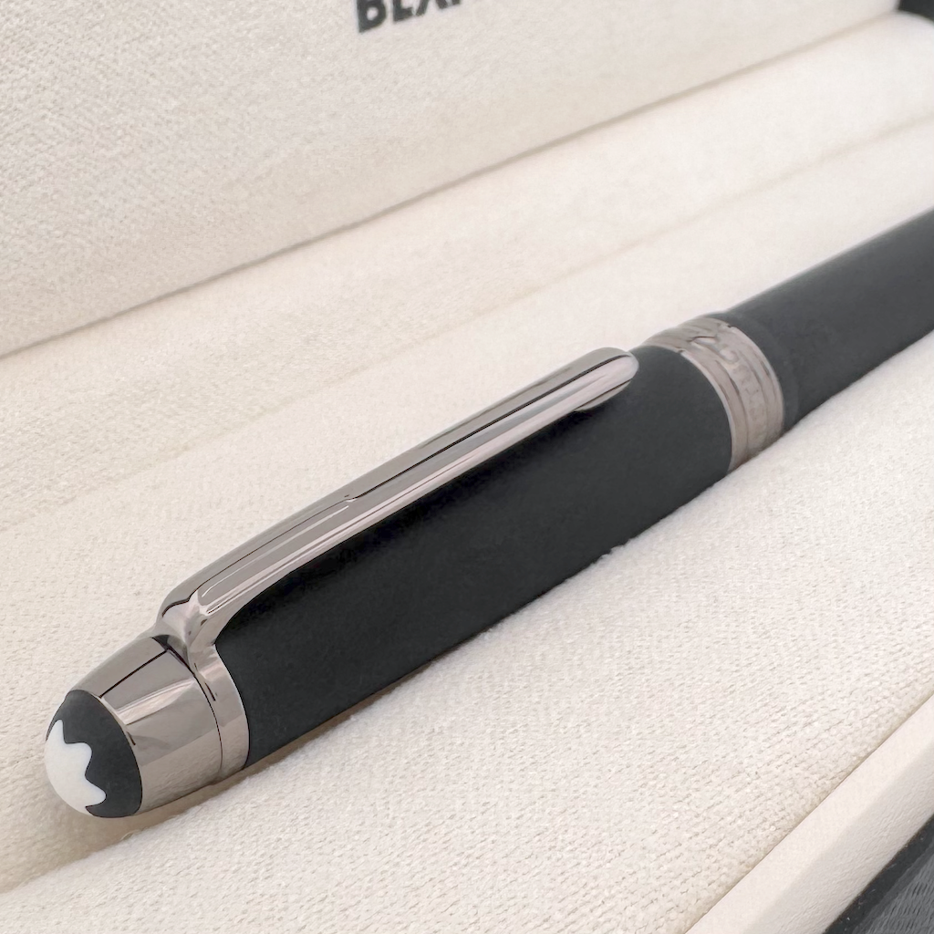 Montblanc Meisterstück Ultra Black Classique Fountain Pen