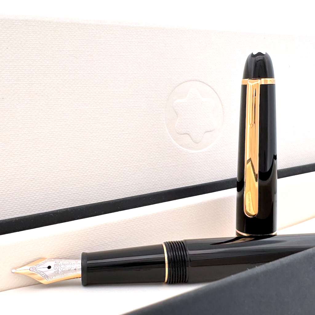 Montblanc Meisterstück Gold-Coated Classique Füllfederhalter mit Lederetui - SALE