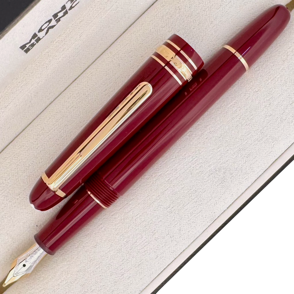 Montblanc Meisterstück Burgundy Classique Fountain Pen