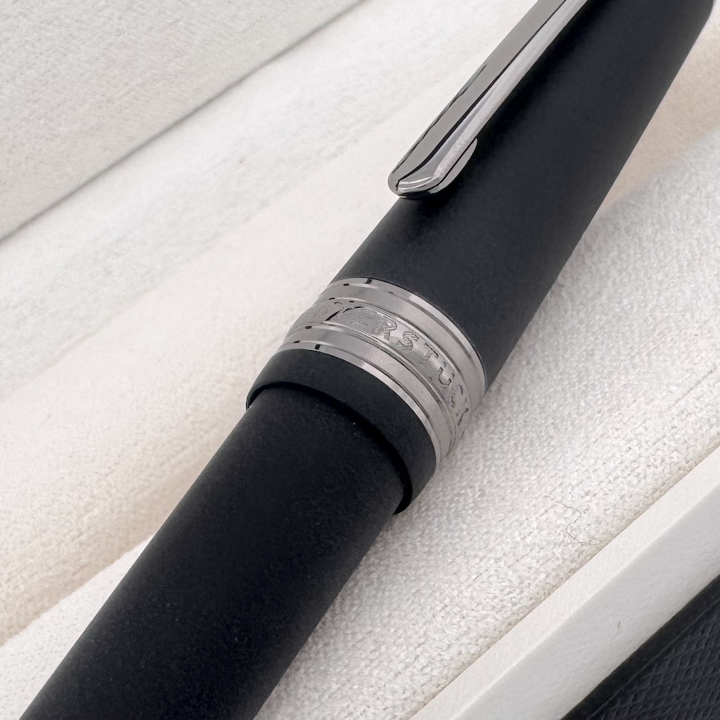 Montblanc Meisterstück Ultra Black Midsize Ballpoint Pen