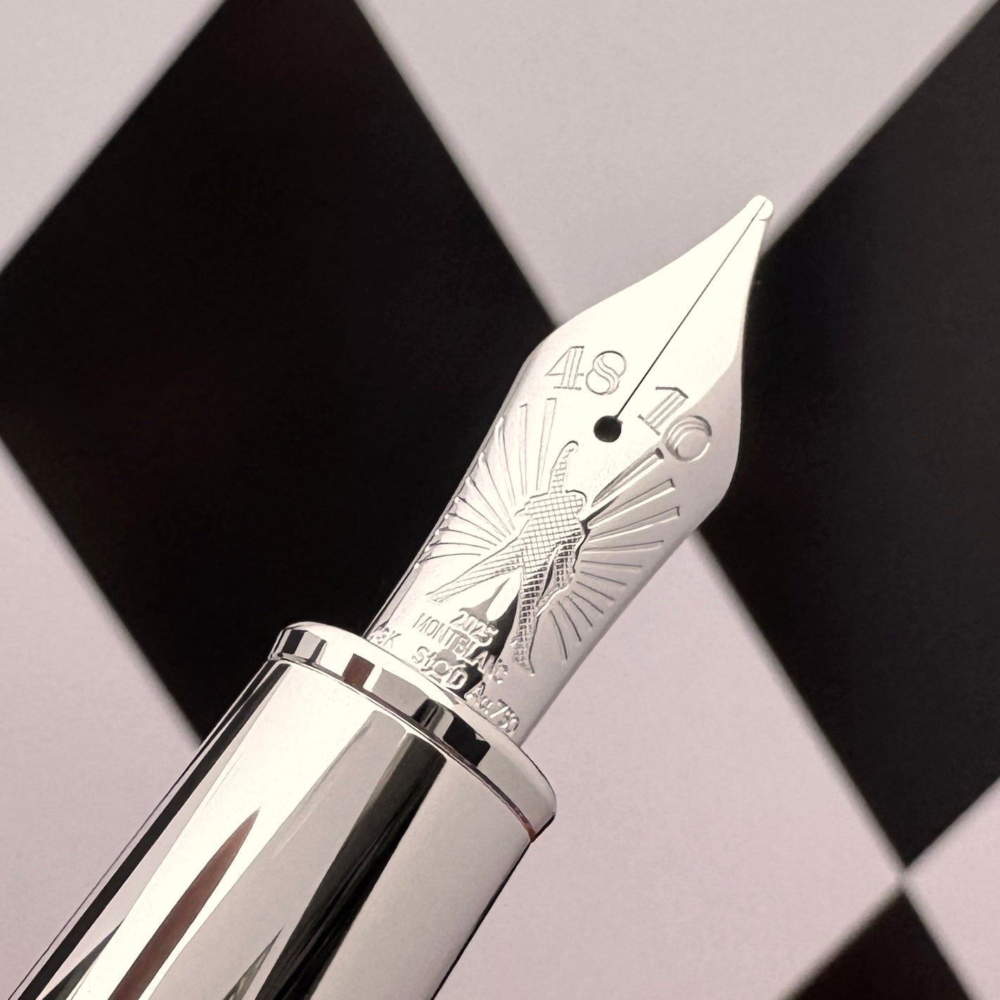Montblanc Great Characters Limited Edition 1975 Homage to Queen Füllfederhalter