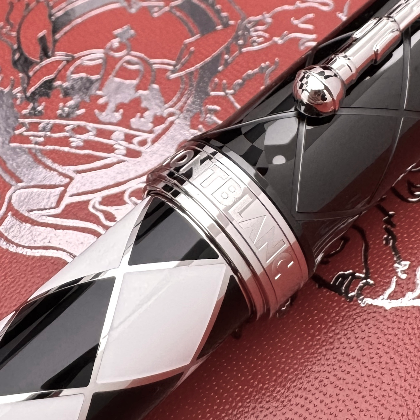 Montblanc Great Characters Limited Edition 1975 Homage to Queen Rollerball