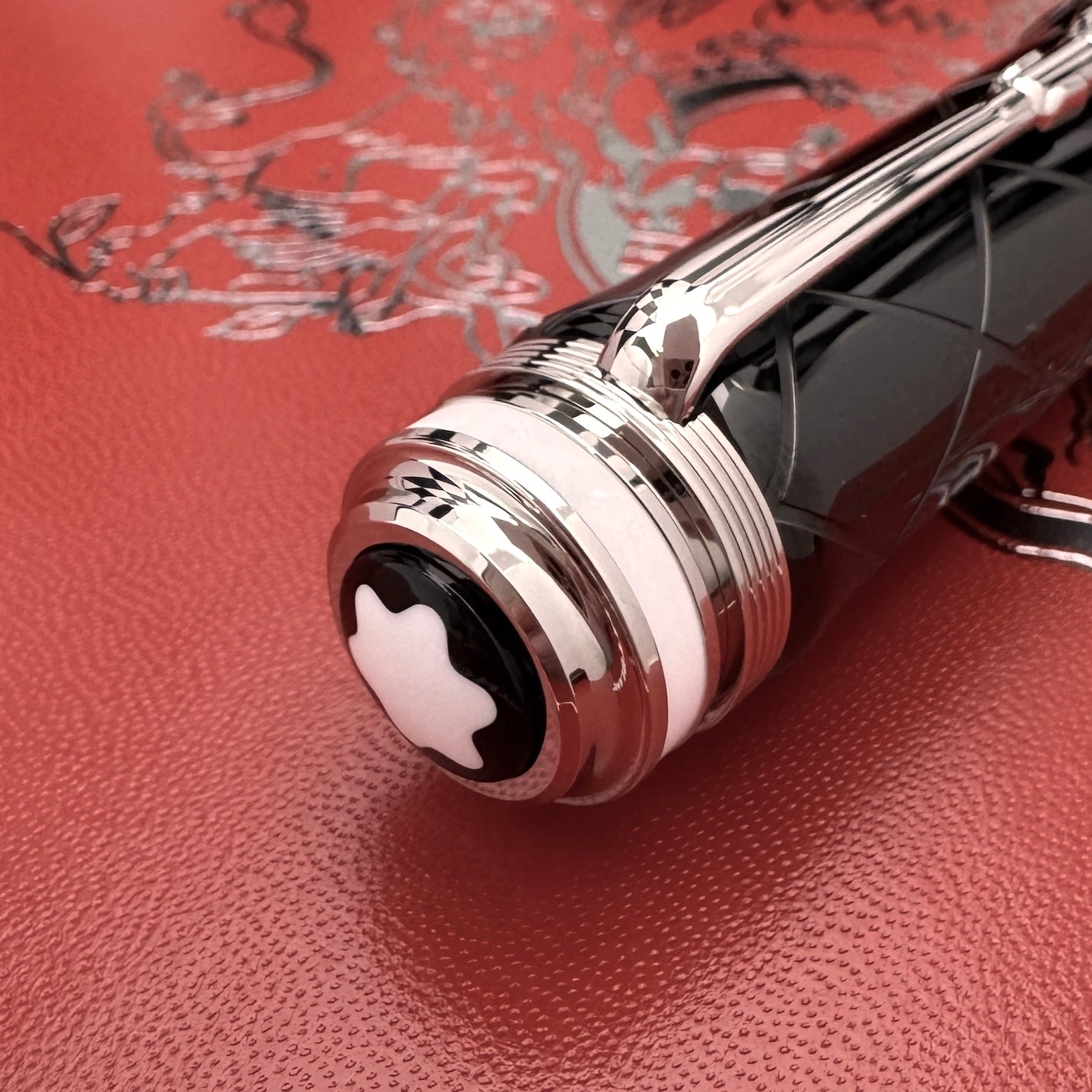 Montblanc Great Characters Limited Edition 1975 Homage to Queen Rollerball