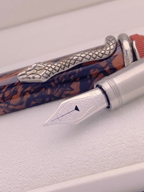 Montblanc Heritage Rouge & Noir Serpent Marble Special Edition Füllfederhalter