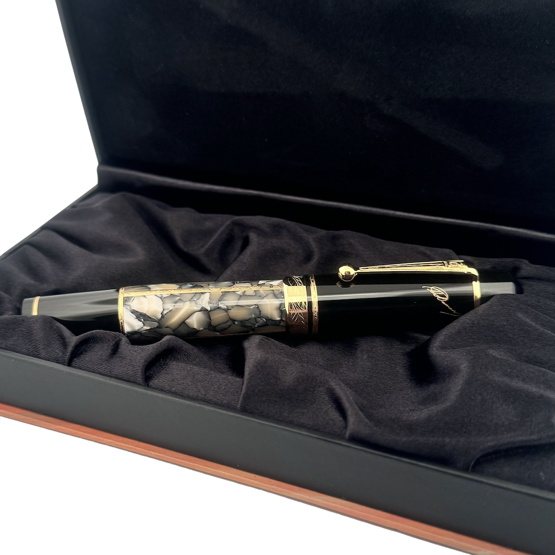 Montblanc Writers Edition 1996 Alexandre Dumas Fountain Pen (Father)