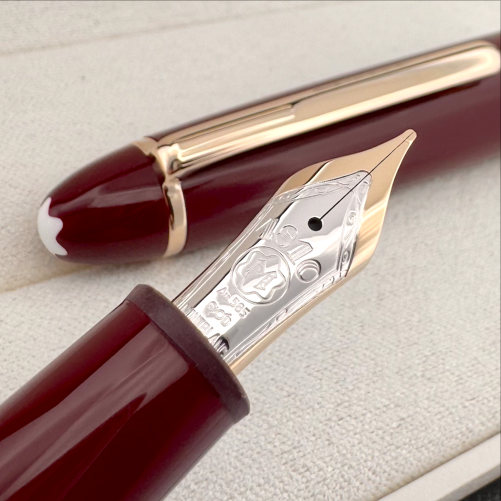 Montblanc Meisterstück Burgundy Red LeGrand Füllfederhalter - penfabrik