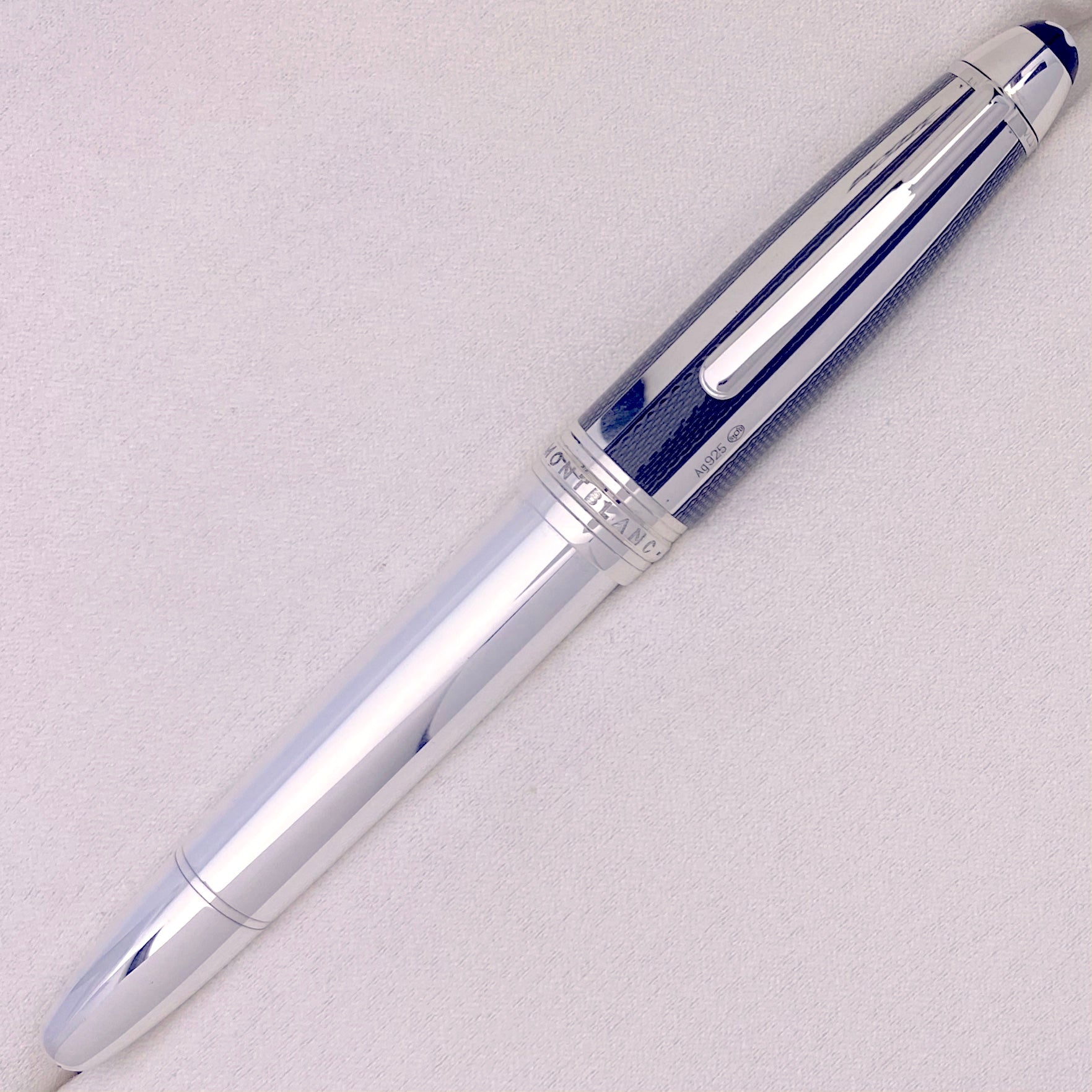 Montblanc Meisterstück Solitaire LeGrand 925er Silver Fibre Guilloche Füllfederhalter