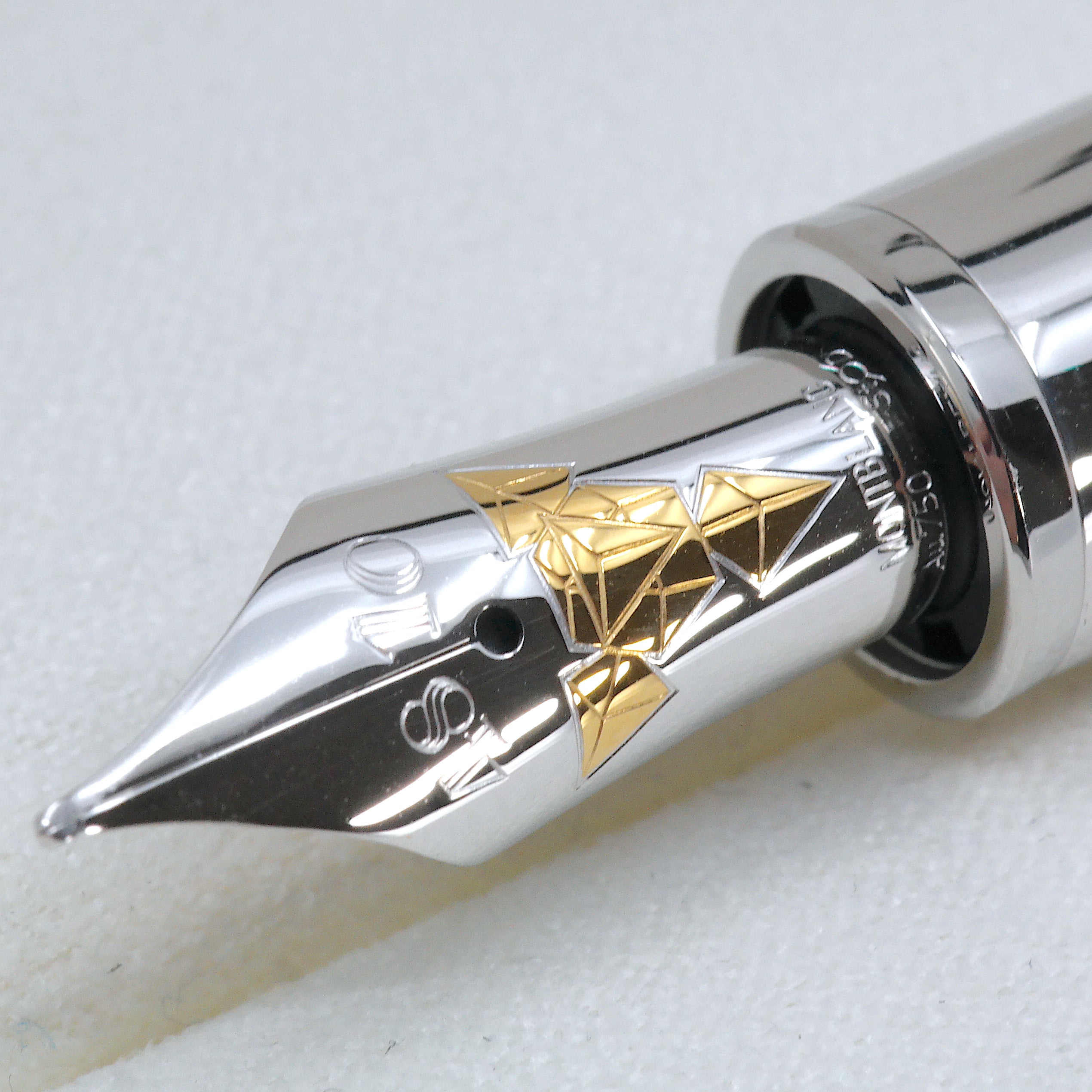 Montblanc Meisterstück Solitaire Geometry LeGrand Füllfederhalter - penfabrik