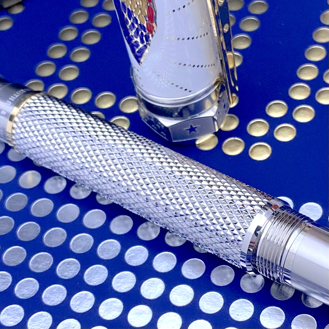 Montblanc Great Characters Limited Edition Elvis Presley 1935 Rollerball - penfabrik