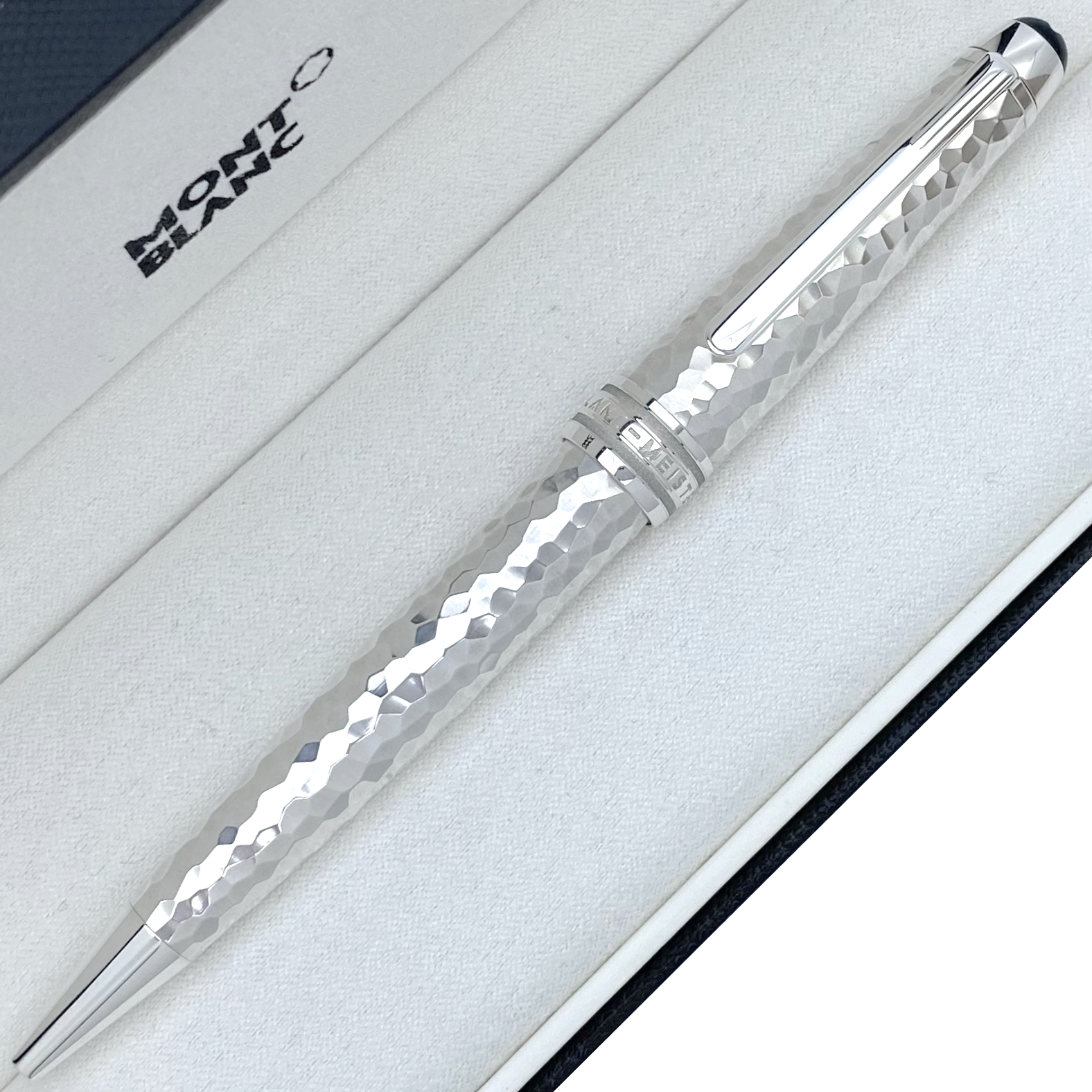 Montblanc Meisterstück Solitaire Martele Kugelschreiber Sterling silver - penfabrik
