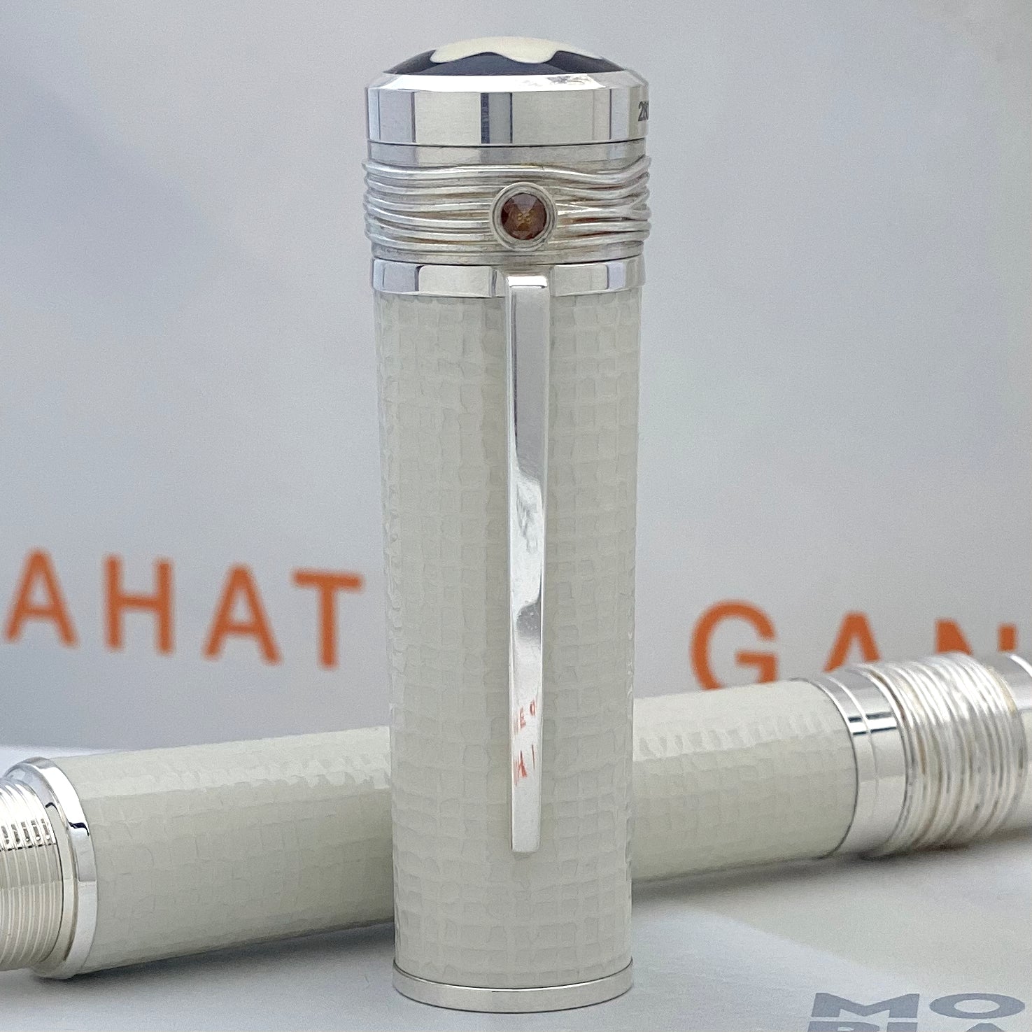 Montblanc Great Characters Mahatma Gandhi Rollerball - penfabrik