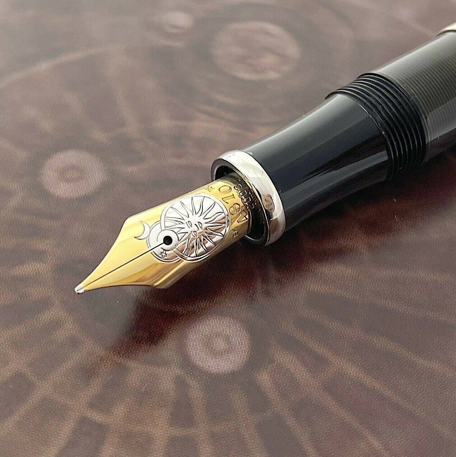 Montblanc N. Copernicus 4810 Füllfederhalter Patron of Art - penfabrik