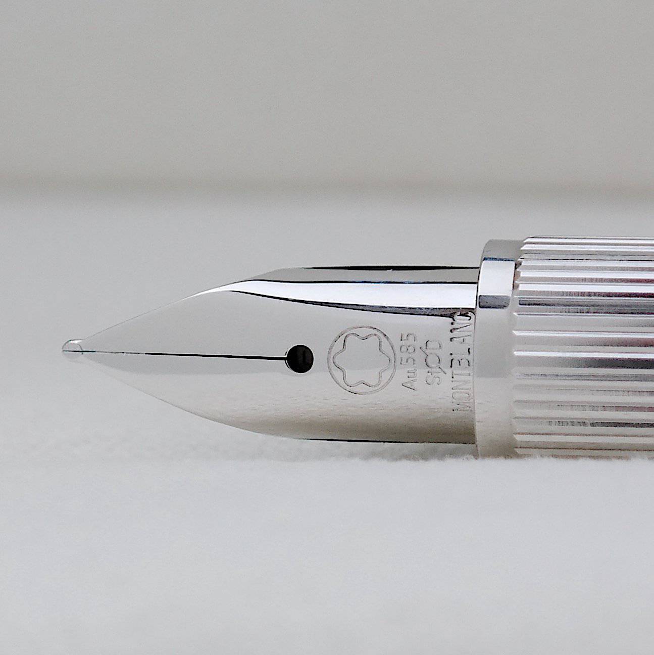 Montblanc StarWalker Blue Planet Precious Resin Füllfederhalter - penfabrik