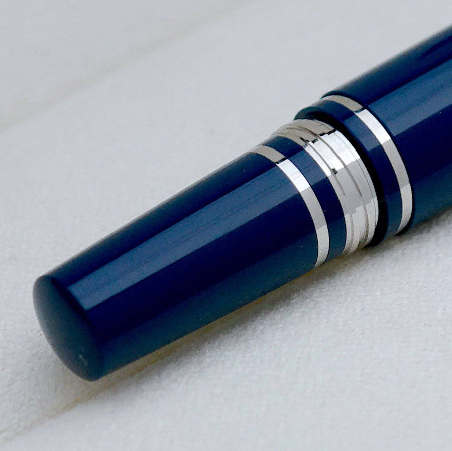 Montblanc StarWalker Blue Planet Precious Resin Füllfederhalter - penfabrik