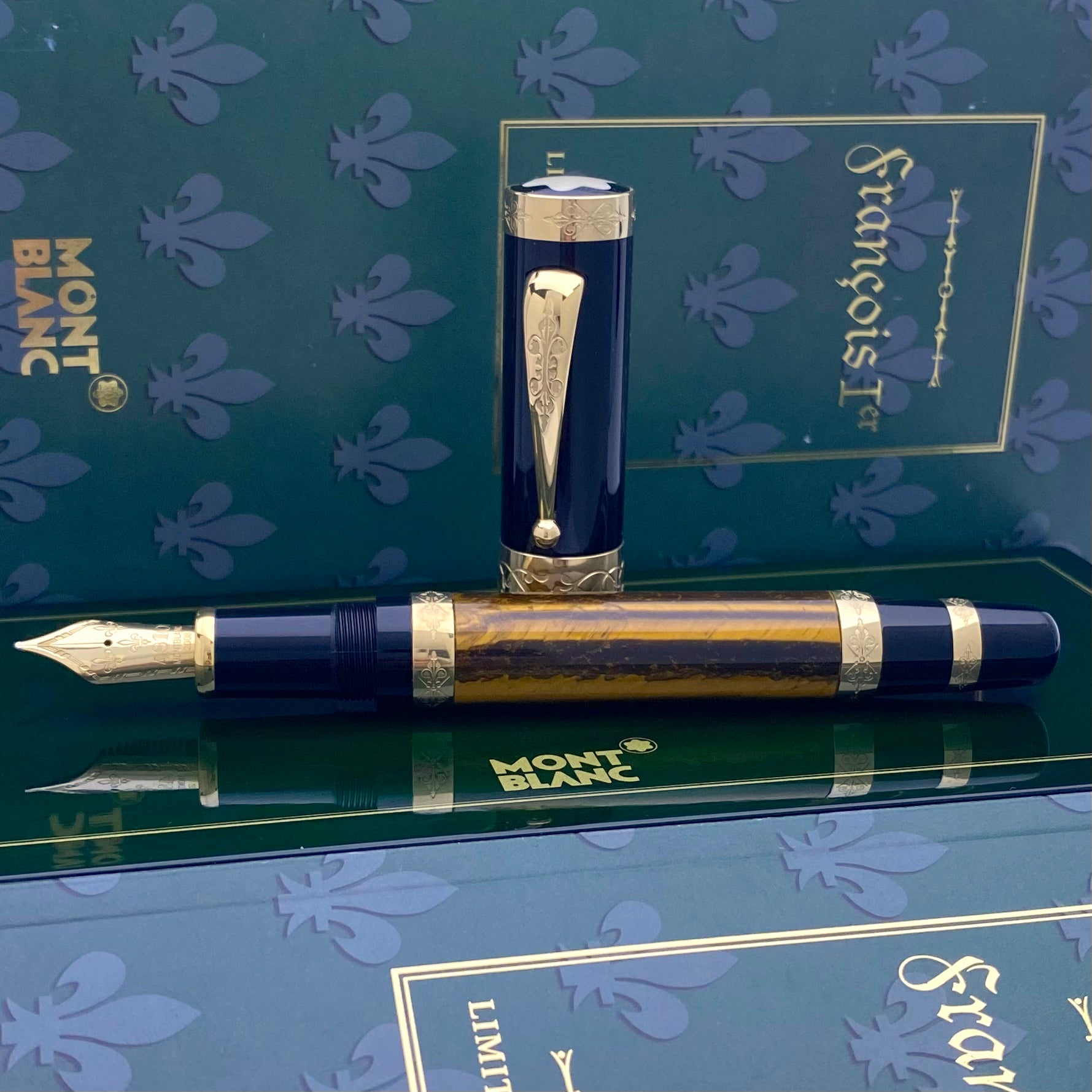 Montblanc Patron of Art 4810 Francois I. Fountain Pen