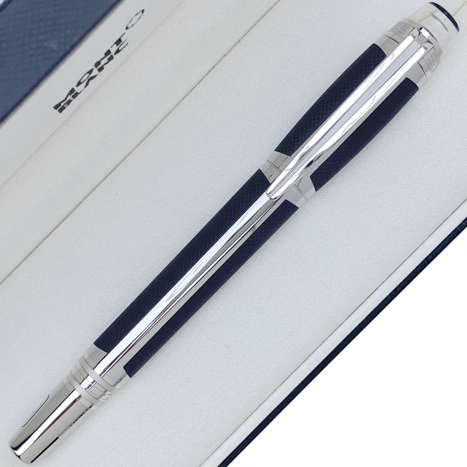 Montblanc StarWalker Extreme Steel Füllfederhalter - penfabrik