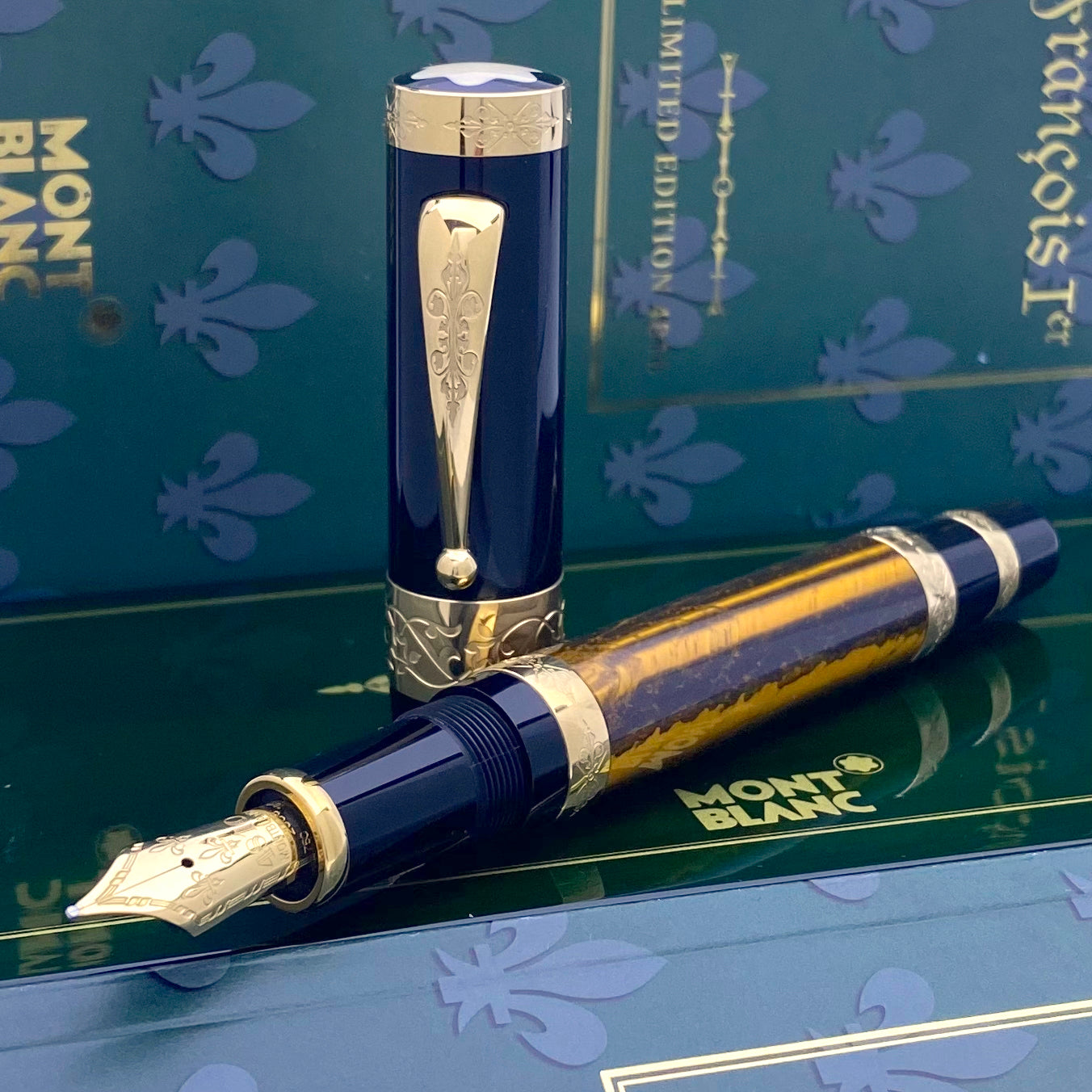 Montblanc Patron of Art 4810 Francois I. Fountain Pen