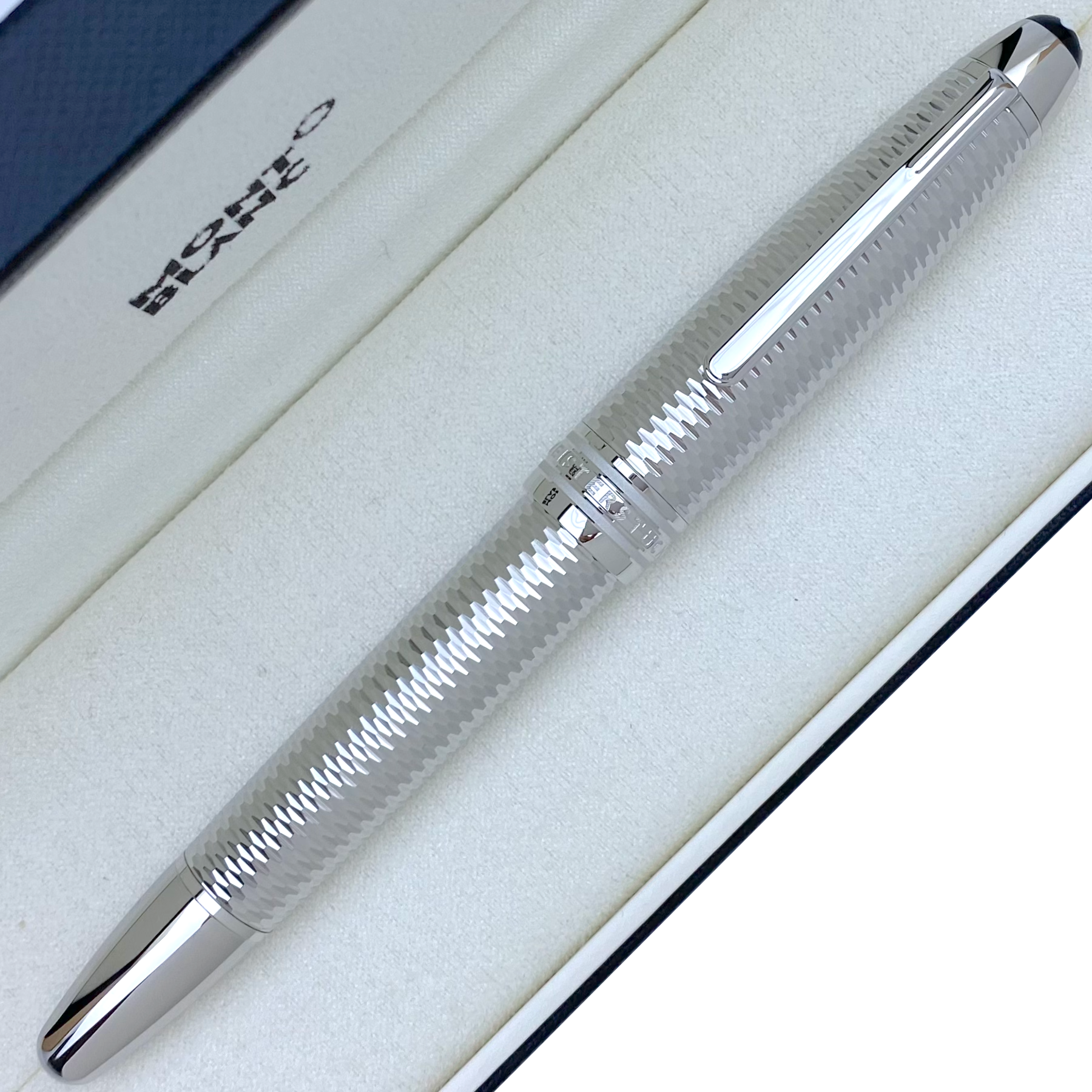 Montblanc Meisterstück Solitaire Geometry LeGrand Füllfederhalter - penfabrik