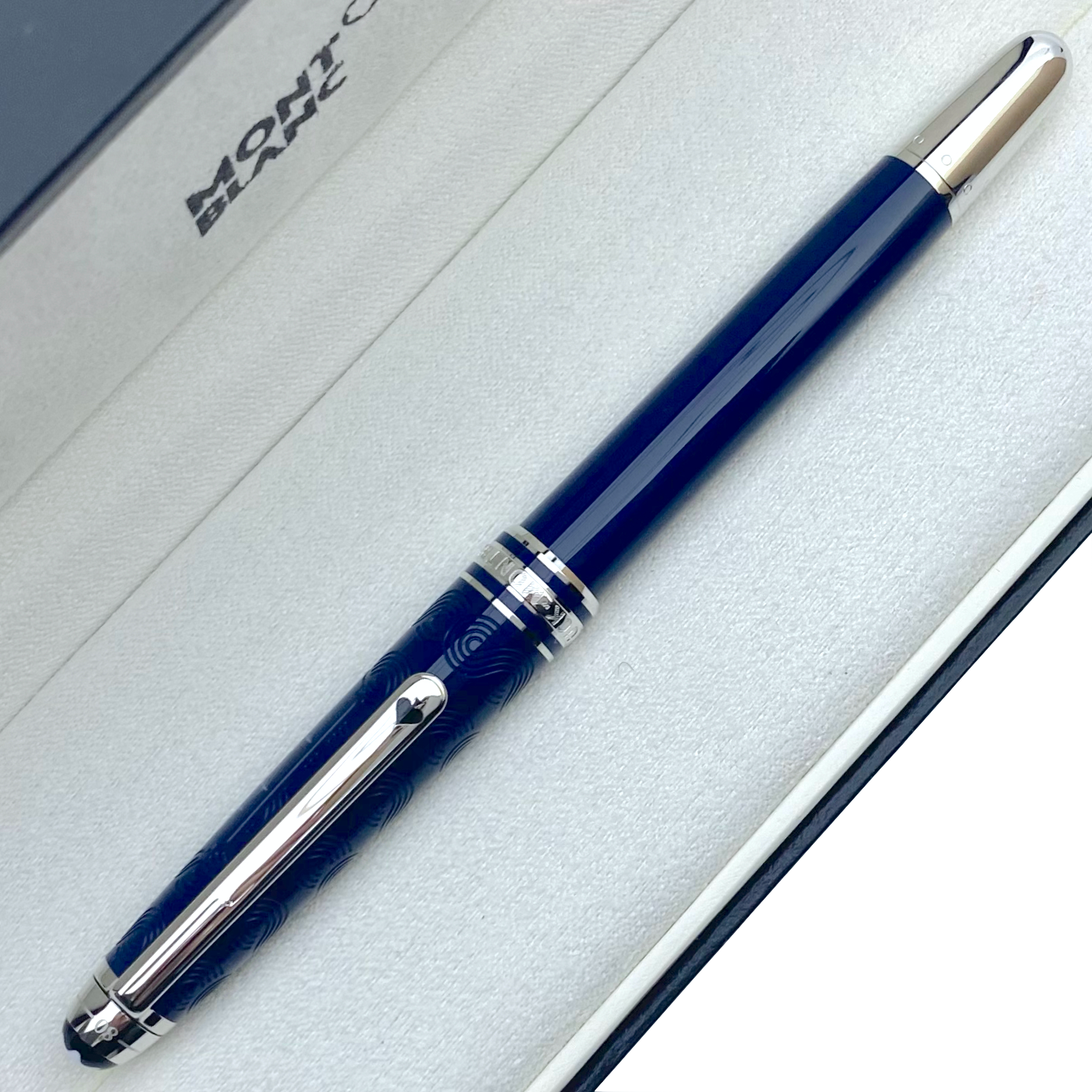 Montblanc Meisterstück In 80 Tagen um die Welt Classique Rollerball - penfabrik