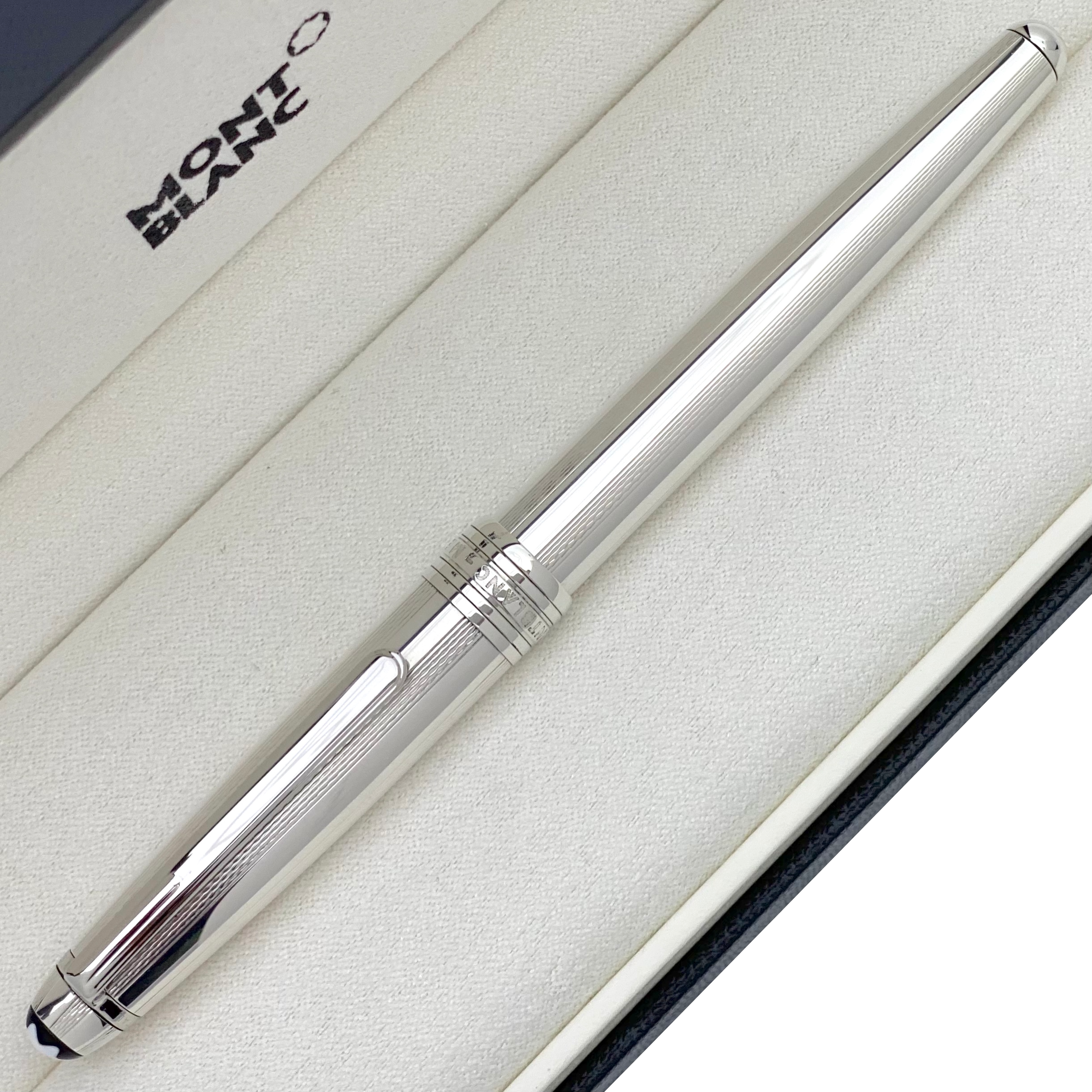 Montblanc Solitaire Pure Silver Classique Füllfederhalter - penfabrik