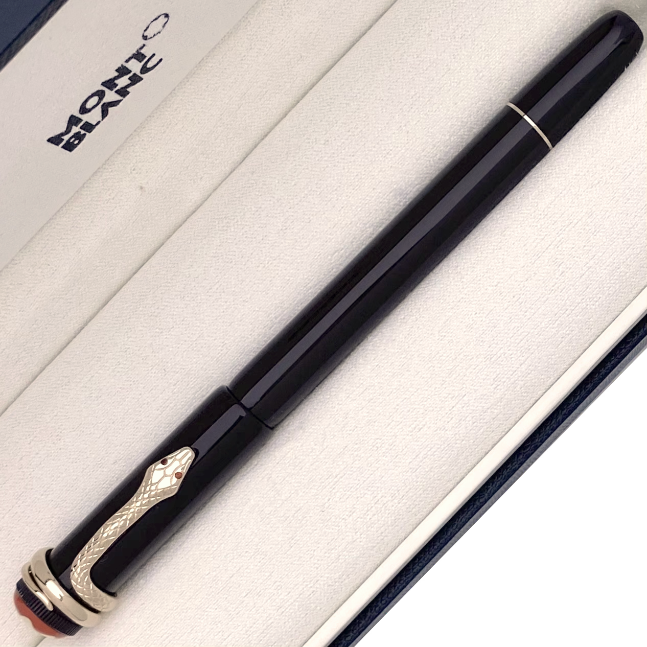 Montblanc Heritage Collection Rouge & Noir Tropic Brown Fountain Pen