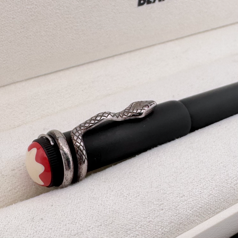 Montblanc Heritage Rouge & Noir 1906 Limited Edition Füllfederhalter