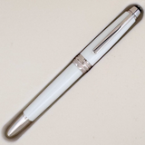 Montblanc Meisterstück White Solitaire Classique Fountain Pen