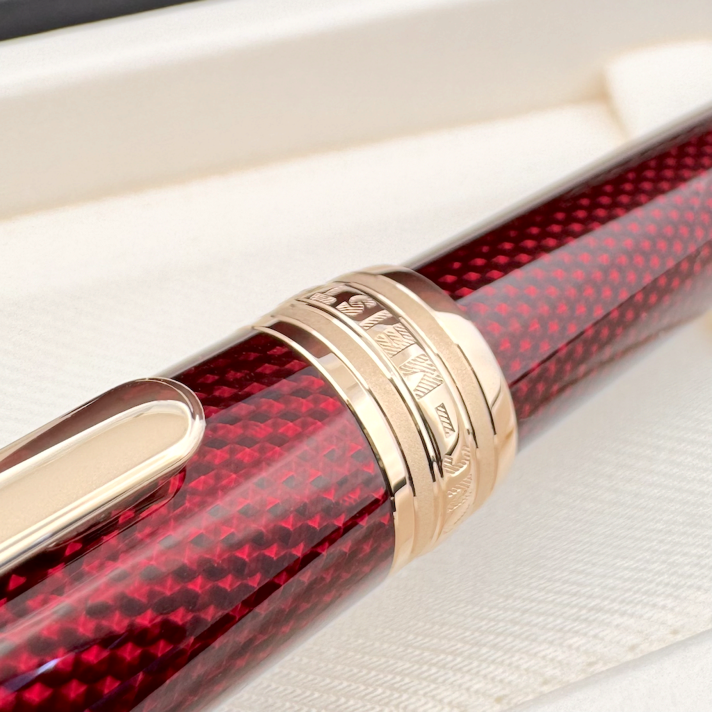 Montblanc Meisterstück Solitaire Golden Hour Midsize Kugelschreiber - penfabrik