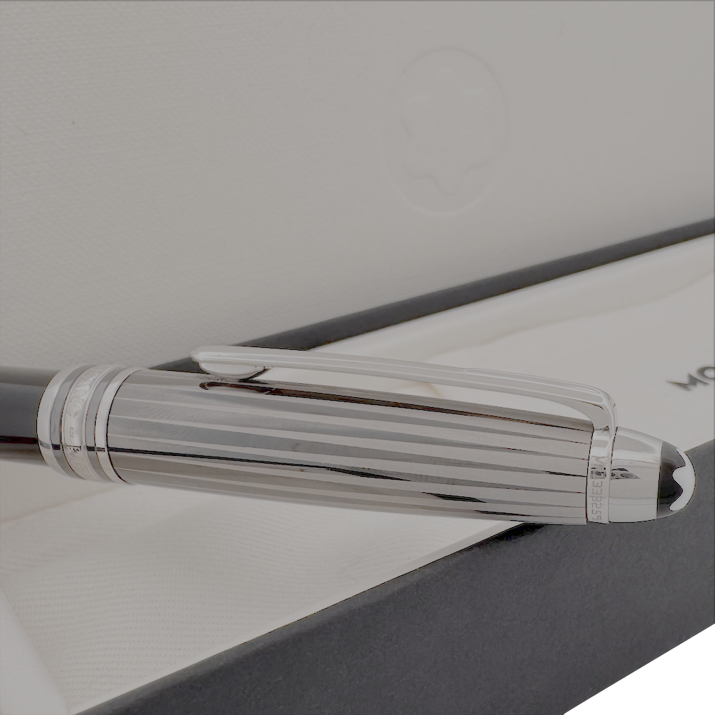 Montblanc Meisterstück Solitaire Classique Black & White Doue Fountain Pen - SALE