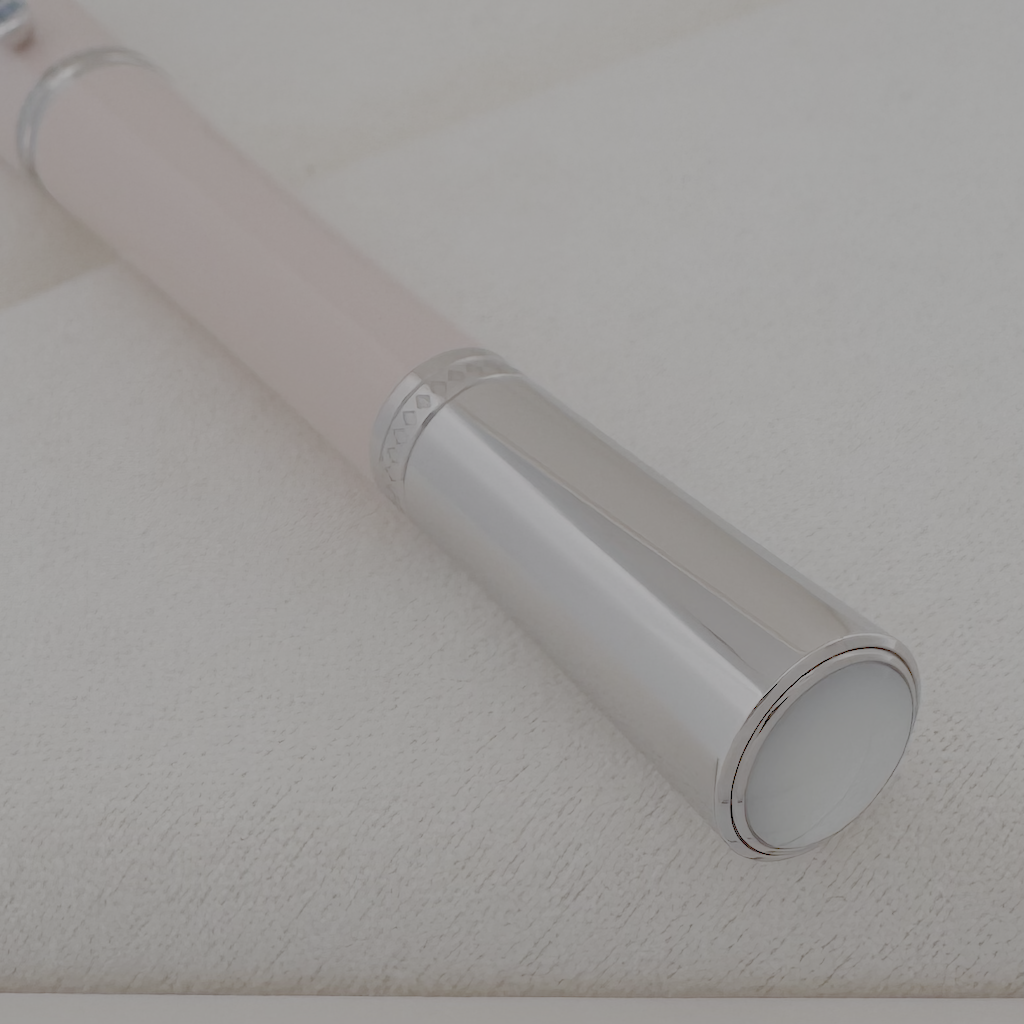 Montblanc Muses Edition Princesse Grace de Monaco Ivory Fountain Pen - SALE