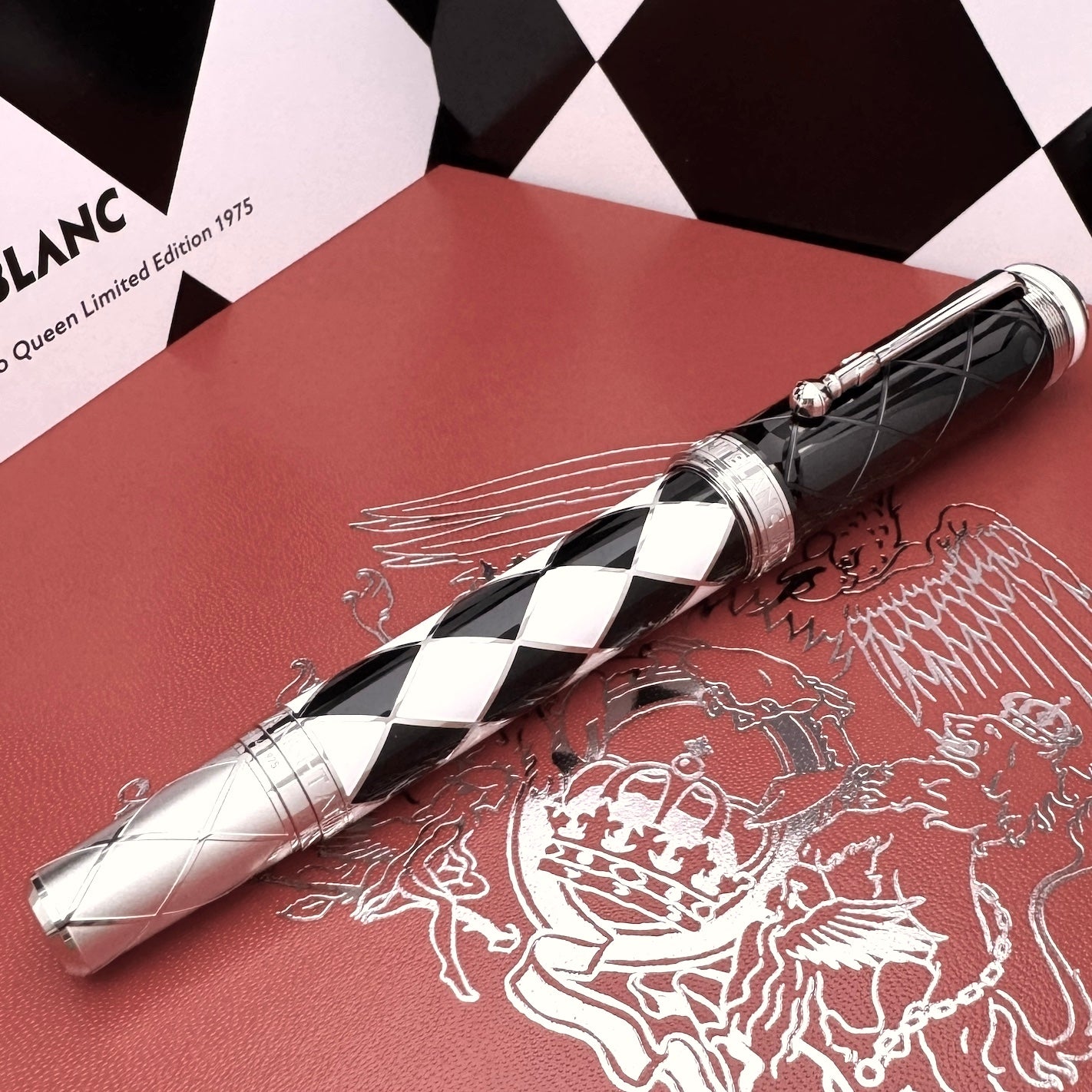 Montblanc Great Characters Limited Edition 1975 Homage to Queen Rollerball