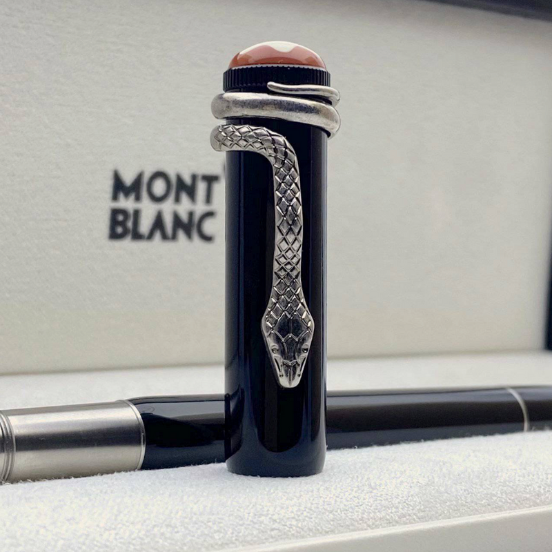 Montblanc Heritage Collection Rouge et Noir Rollerball Pen