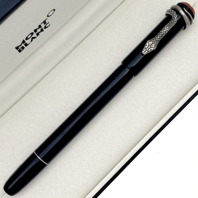 Schwarzer Montblanc Rollerball mit Schlangenclip