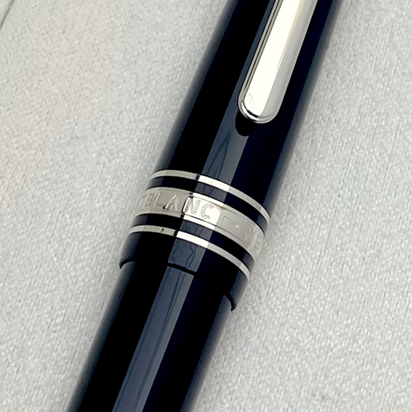 Montblanc Meisterstück newest Platinum Coated Classique Füllfederhalter