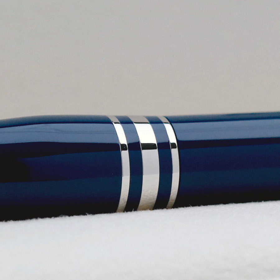 Montblanc StarWalker Blue Planet Precious Resin Kugelschreiber - penfabrik